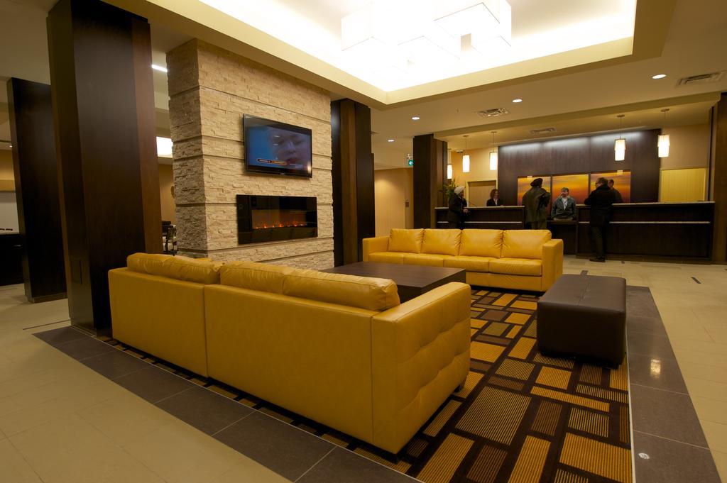 Days Inn & Suites By Wyndham Winnipeg Airport Manitoba Εξωτερικό φωτογραφία