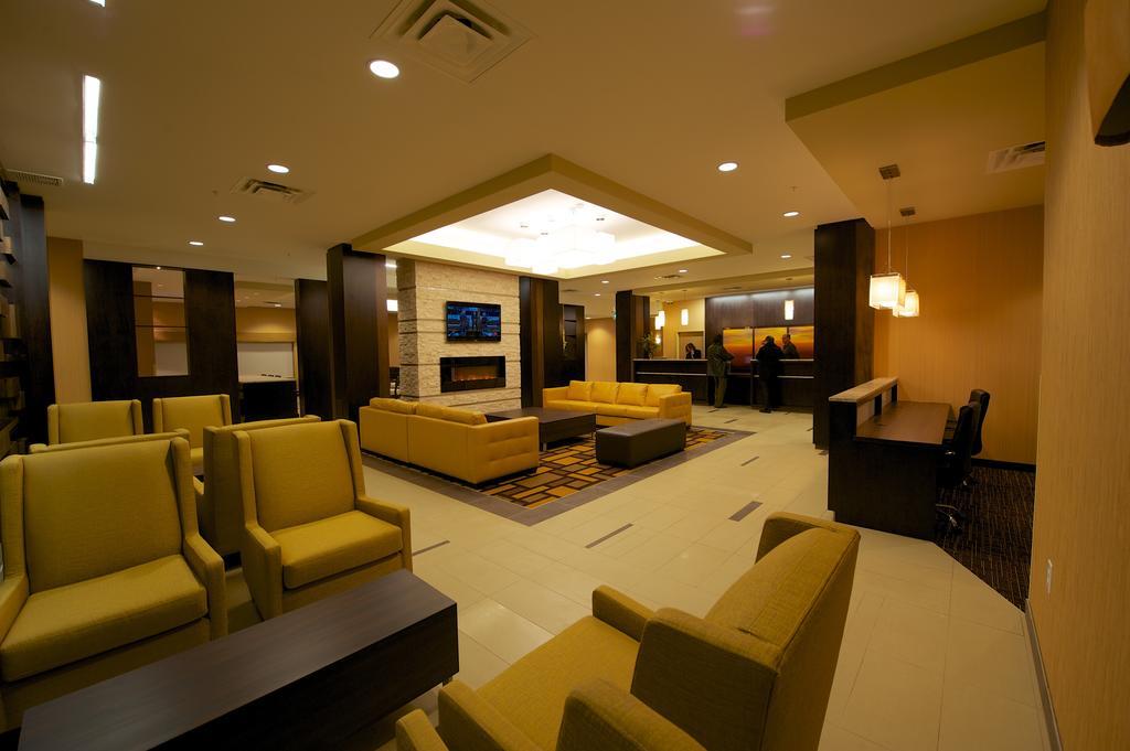 Days Inn & Suites By Wyndham Winnipeg Airport Manitoba Εξωτερικό φωτογραφία