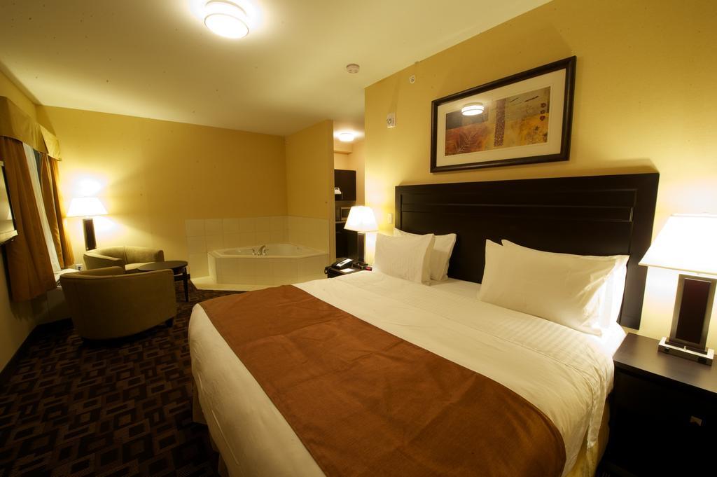 Days Inn & Suites By Wyndham Winnipeg Airport Manitoba Εξωτερικό φωτογραφία